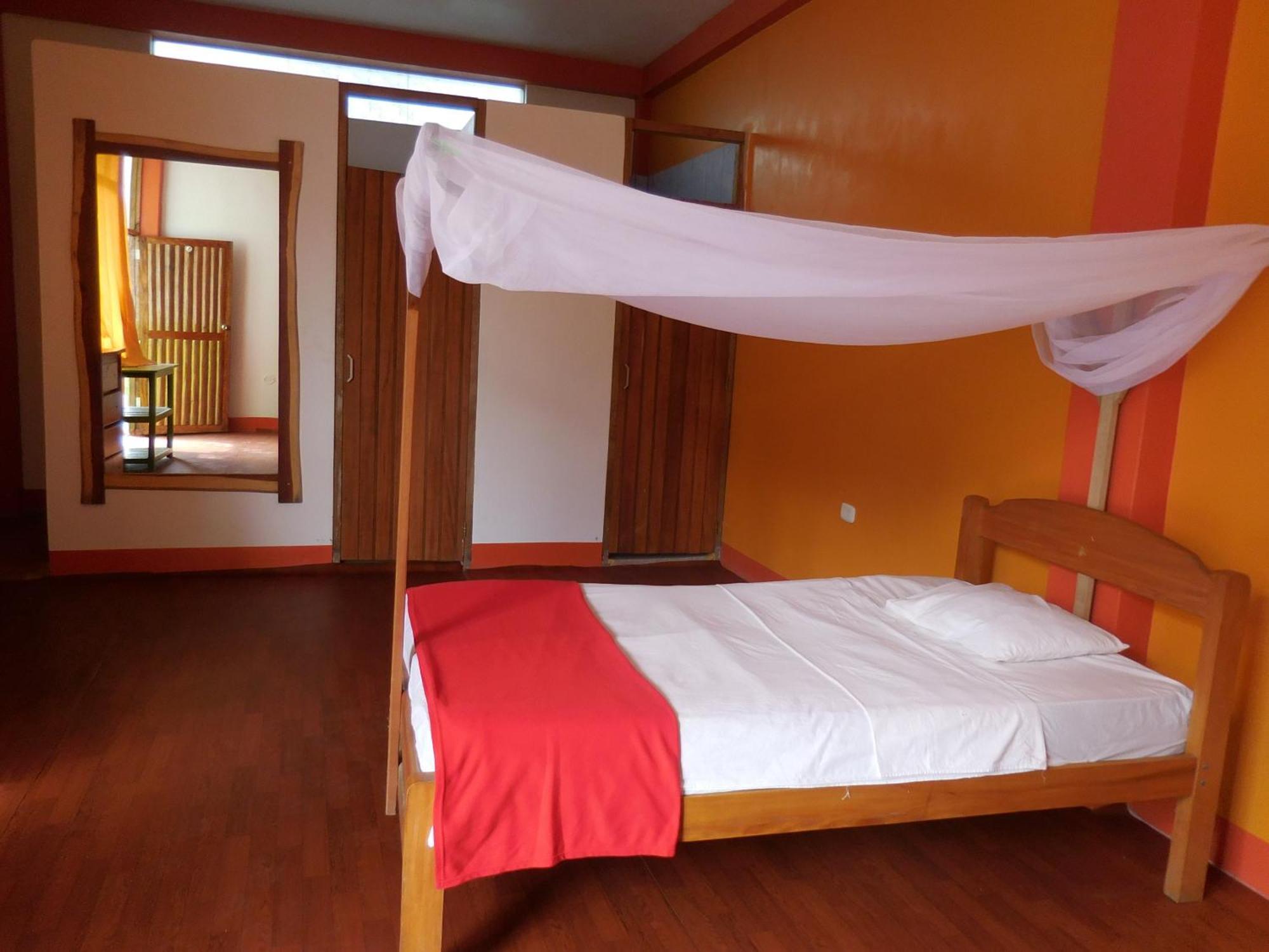 Tambopata Hostel Puerto Maldonado Exterior photo