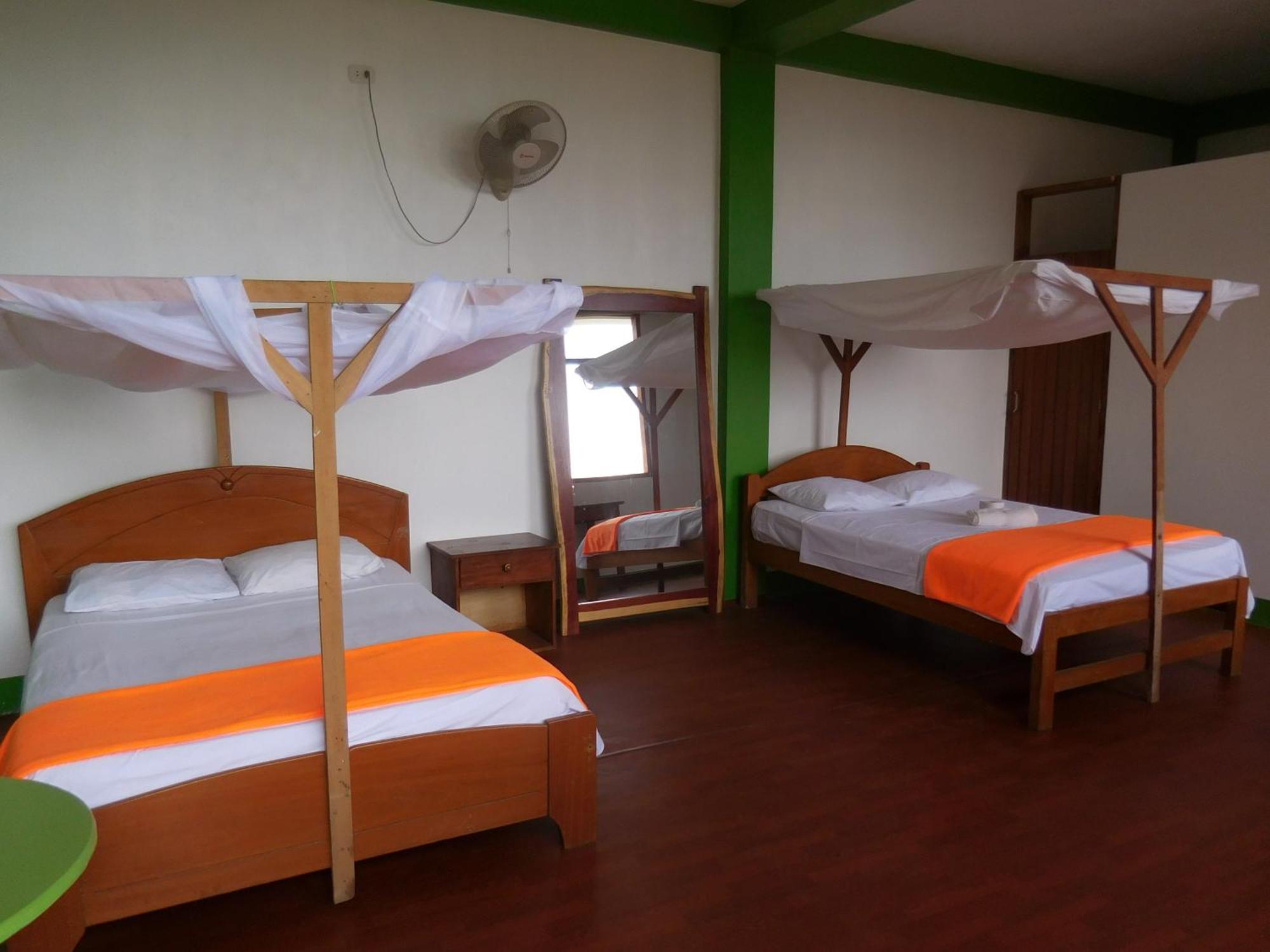 Tambopata Hostel Puerto Maldonado Exterior photo