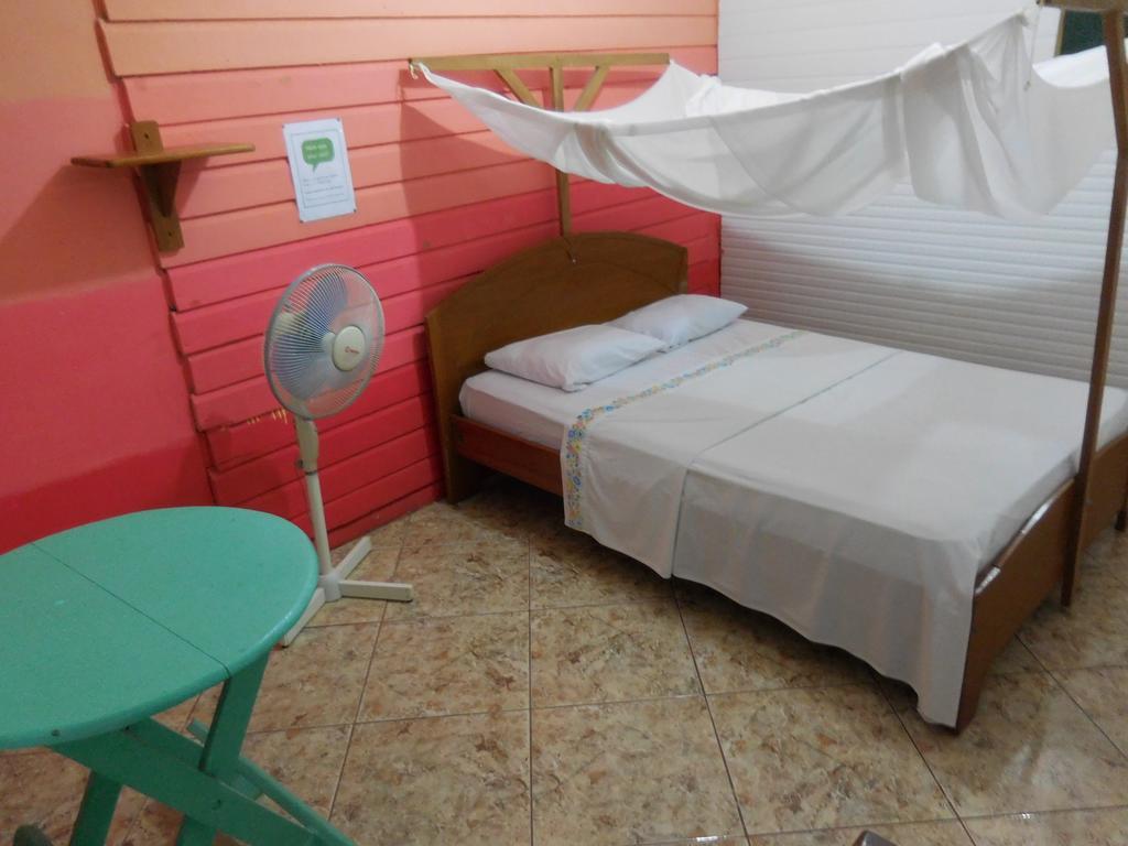 Tambopata Hostel Puerto Maldonado Exterior photo